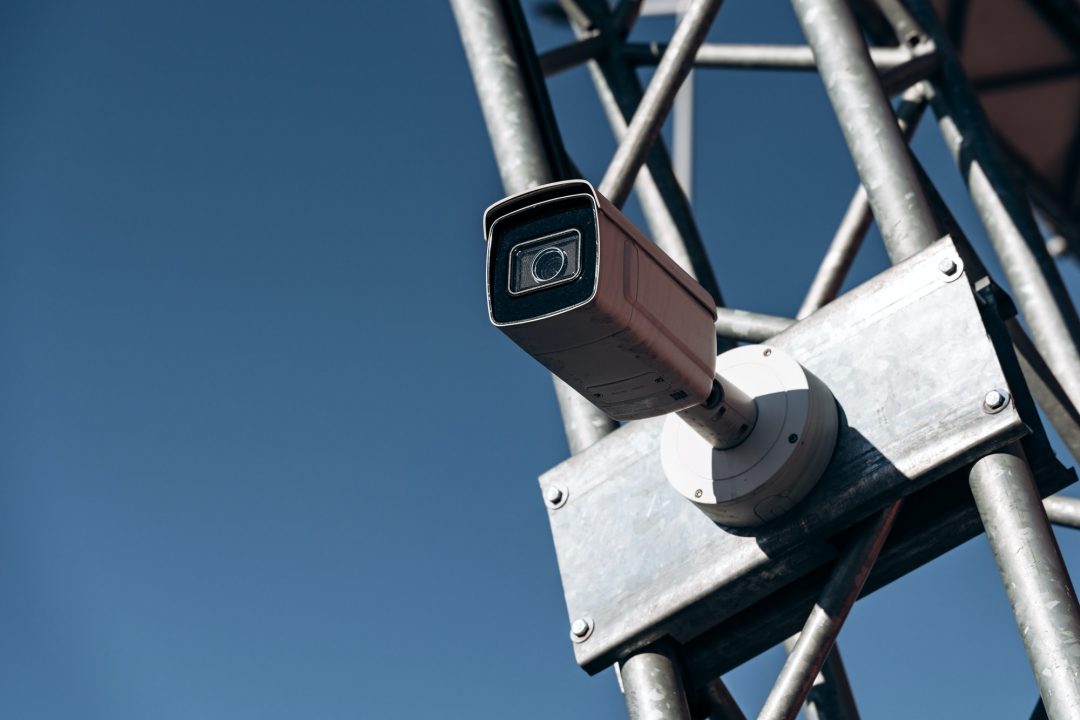 cctv-street-cameras-on-iron-pole-monitoring-camera-or-surveillance-camera-concept-stock-photo.jpg